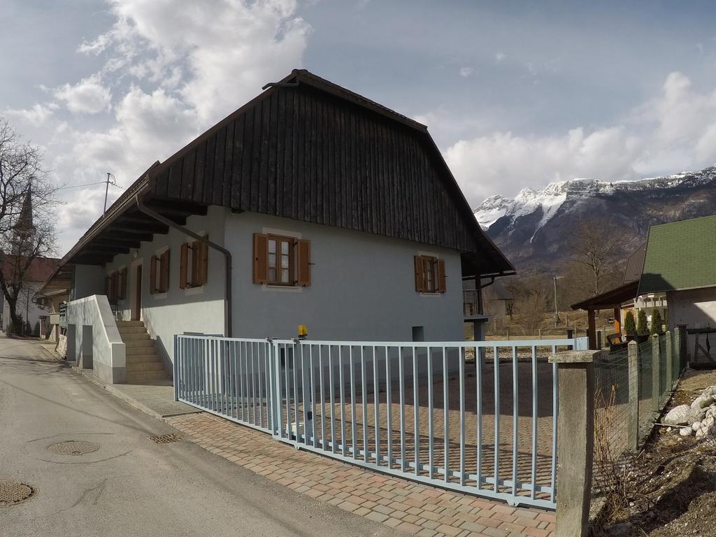 Lesjakova Domacija Bovec Esterno foto
