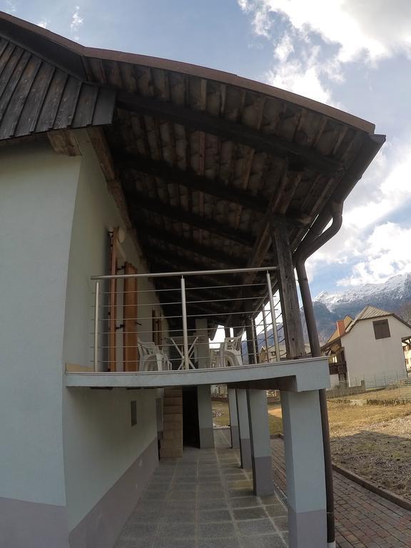 Lesjakova Domacija Bovec Esterno foto