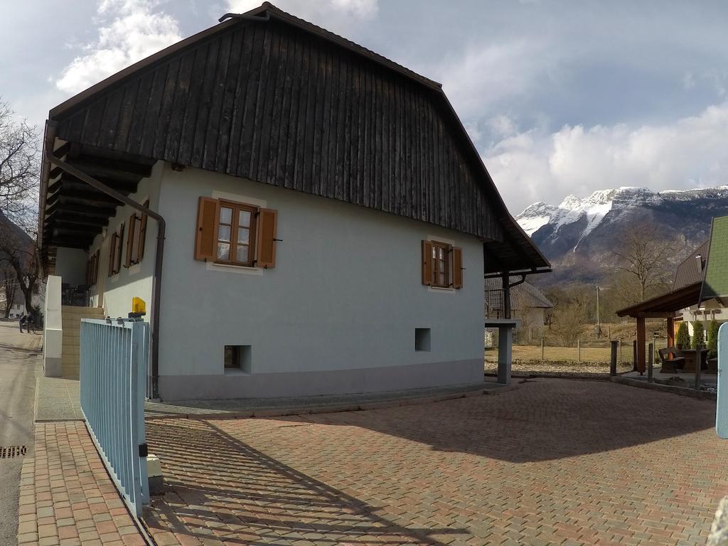 Lesjakova Domacija Bovec Esterno foto