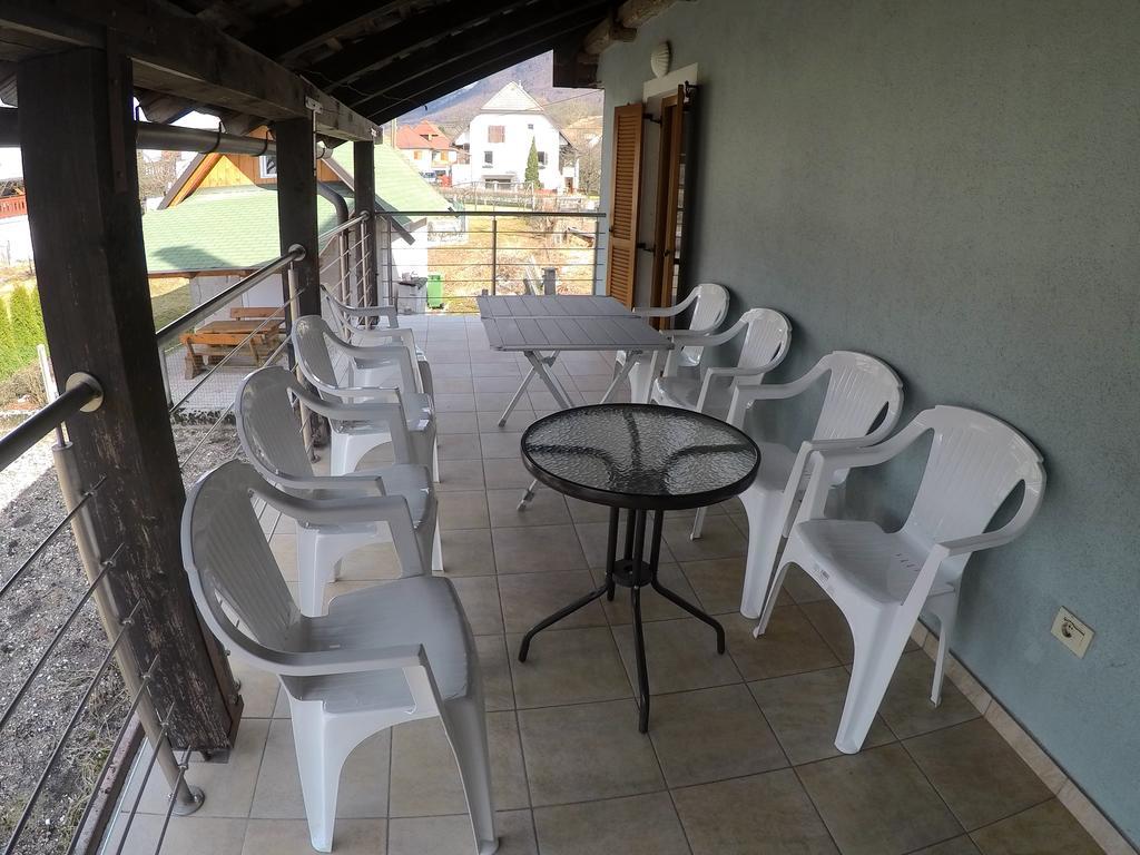 Lesjakova Domacija Bovec Esterno foto